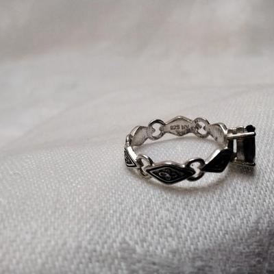Vintage Garnet 925 Ring Size 6.5