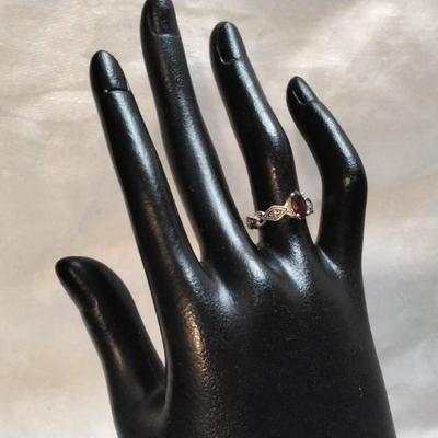 Vintage Garnet 925 Ring Size 6.5