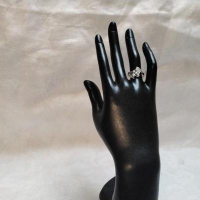 Unique Flower and Marcasite 925 Ring Size 7