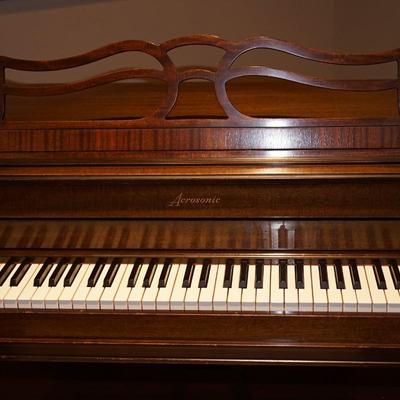 AEROSONIC BY BALDWIN CONSOLE PIANO IN WALNUT