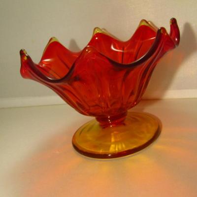 Westmoreland Amberina Open Lotus Candy/Compote Bowl (4 1/4