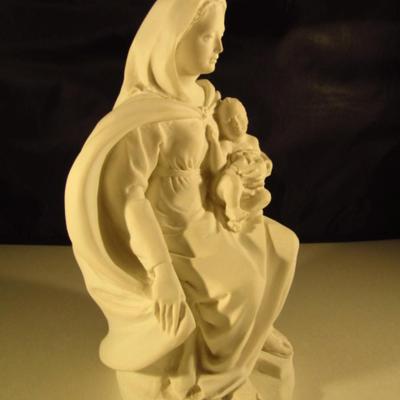 Vintage Mary, Queen of the Universe Statuette (Signed, Numbered, Dated)