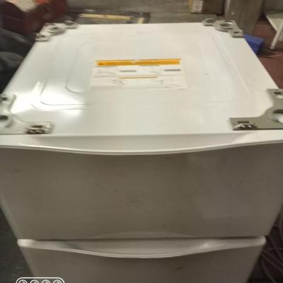Washer Dryer Pedestals