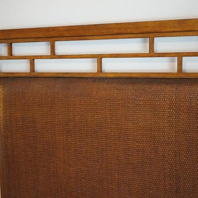 CONTEMPORARY STYLE QUEEN SIZE BED WALNUT FRAME /ASIAN INFLUENCE STYLE