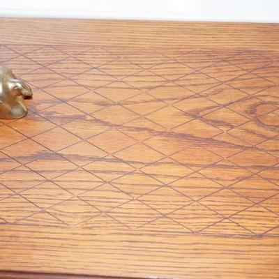 OAK HALL TABLE OF GOOD DESIGN TOP HAS A NICE INLAY- NATURAL FINISH