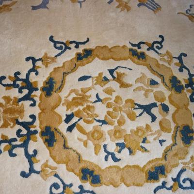 CHINESE WOOL AREA RUG OF IVORY /GOLD /BLUES 106" 142"