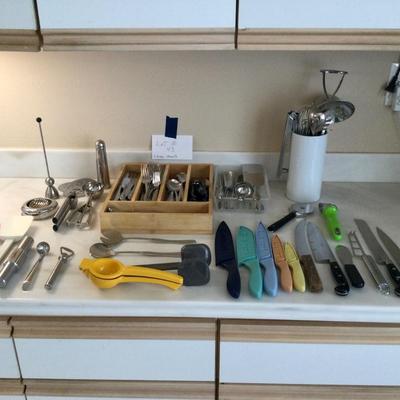Kitchen utensils & Wallace flatware