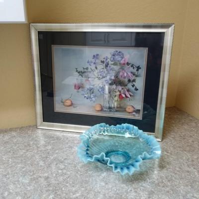LARGE FENTON RUFFLED BOWL AND FRAMED PICTURE