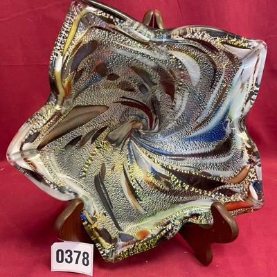 Beautiful glass dish-no markings