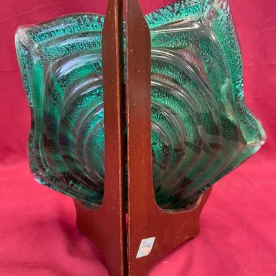 Beautiful glass dish-no markings