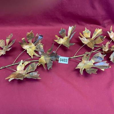 Leaf wall decor