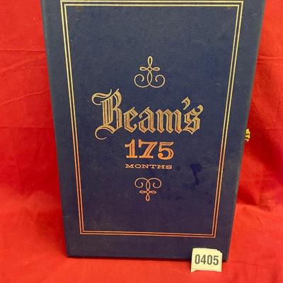 Beamâ€™s collectors bottle & box