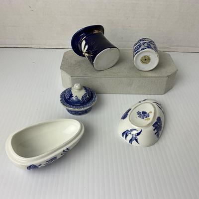 1046 Vintage Coalport Egg, Covered Box and Toothpick Holder