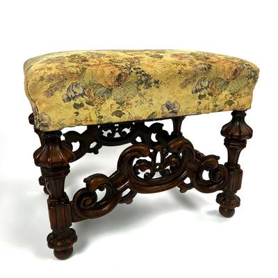 1104 Antique Italian Baroque Carved Ottoman with Tapestry Seat