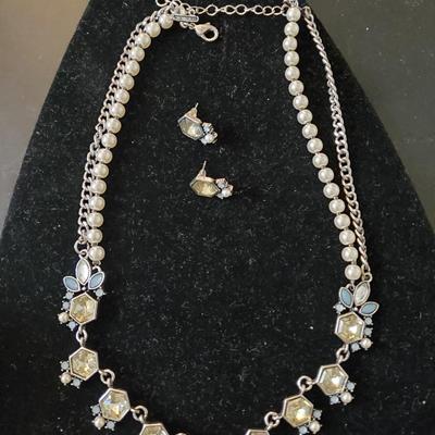 Rhinestone and Pearl costume jewelry set