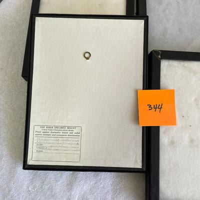 Lot of 4 Display Trays