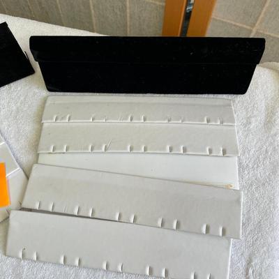 Lot of earring displays