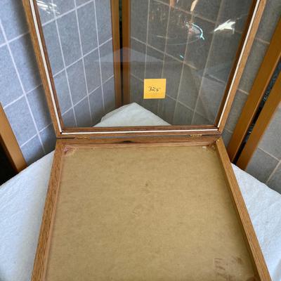 Oak Thin Table top display