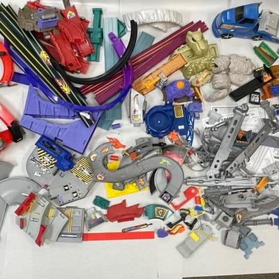 Huge Mixed Lot of Various Hot Wheels Die Cast Car Track Sets