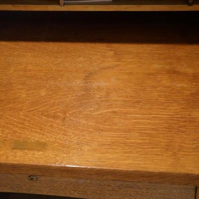 ANTIQUE REFINISHED OAK OFFICE DESK/ HAS A ROLL TOP / OR USE AS FLAT TOP DESK