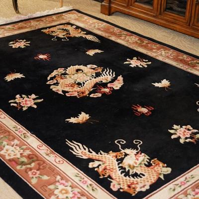 CHINESE MACHINE MADE STYLE AREA RUG / DRAGON DECOR AND OTHER