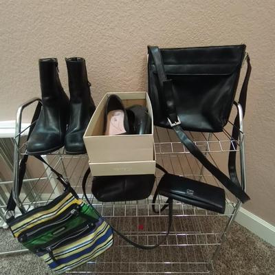 PURSES, BOOTS AND SHOES SIZE 7.5