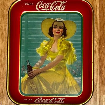 VINTAGE 1938 COCA-COLA SERVING TRAY "LADY IN THE YELLOW DRESS" BRADSHAW CRANDALL