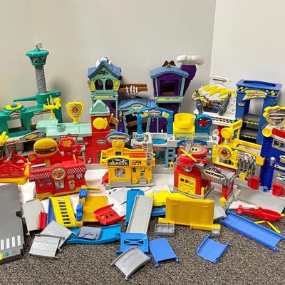Mixed Lot of Various Imaginative Play Town Buildings for Die Cast Cars