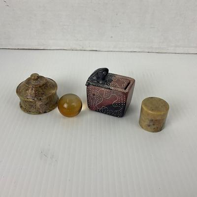 1065 Vintage Miniature Stone Boxes