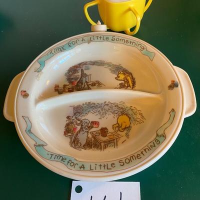 Vintage Pooh Childrenâ€™s Dinnerware