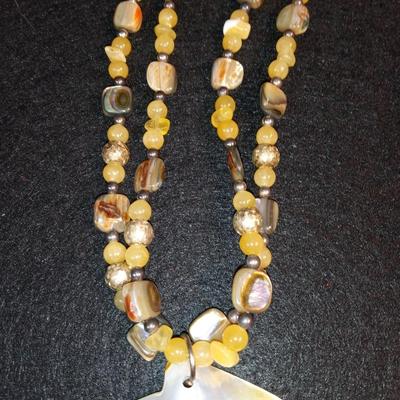 CAROLYN POLLACK ABALONE BEADED NECKLACE