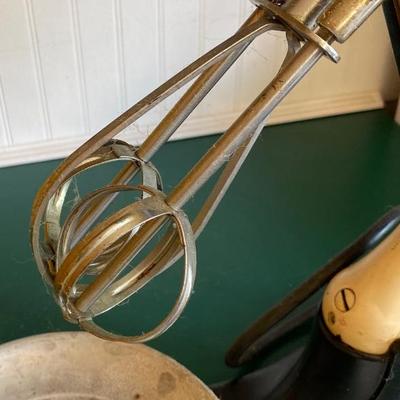 Vintage Hamilton Beach Model D Mixer