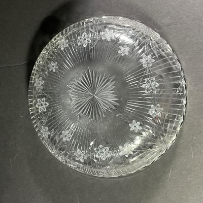 1099 Antique American Brilliant  Cut Etched Crystal Bowl