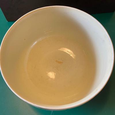 Set of 3 Hallâ€s Superior Mixing Bowls