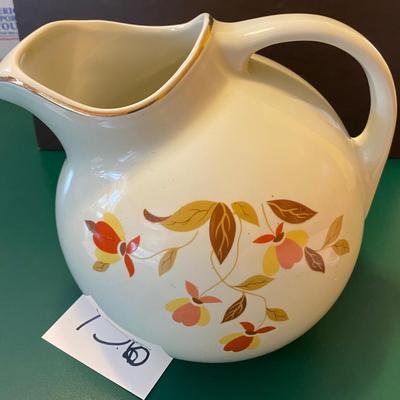 Hallâ€™s Superior Autumn Leaf Ball Pitcher