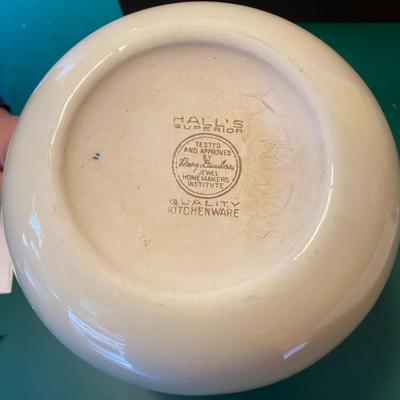 Hallâ€™s Superior Jewel Tea Ball Pitcher