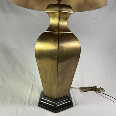 1124 Vintage Brass Lamp