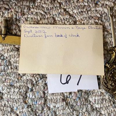 Beautiful Antique Clock w/ Key and instructions