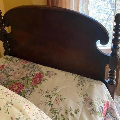Antique Single Bed w/ just Box Springs