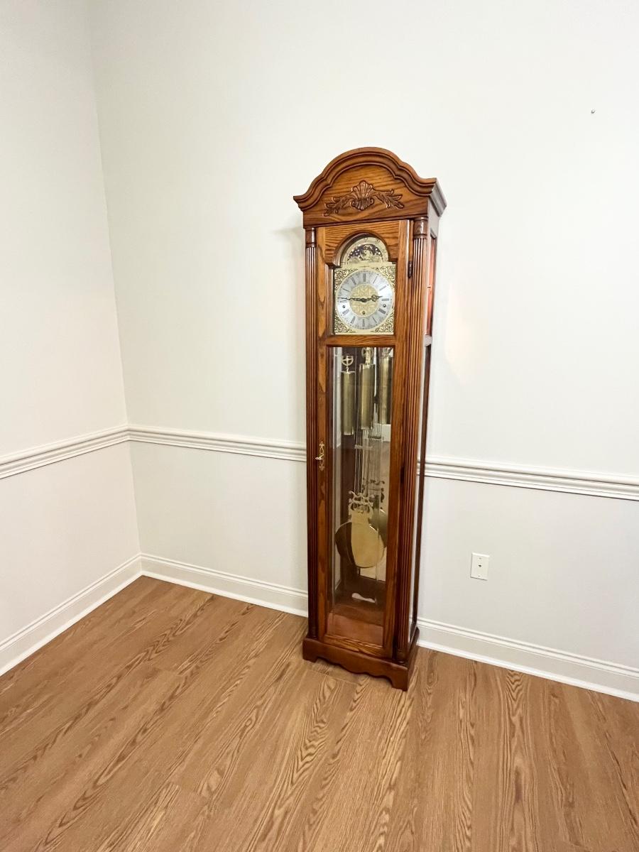 HOWARD MILLER Lighted Moon Dial Grandfather Clock *Please Read