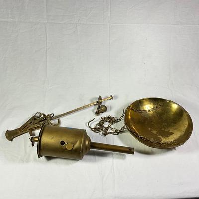 1173 Antique Brass Scales