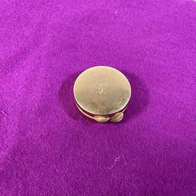 1186 14k Yellow Gold Round Pill Box