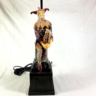 1189 Vintage Royal Doulton Harlequin Jester Figural Lamp