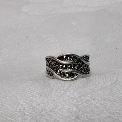 Marcasite 925 Ring Size 7.5