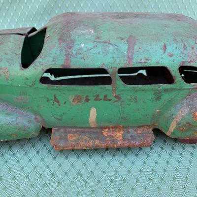 LOT 92R: Metal/Tin  Unmarked Car & Camper w/Wooden Wheels