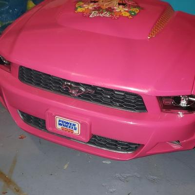 Barbie Ride on Kids car, needs battery