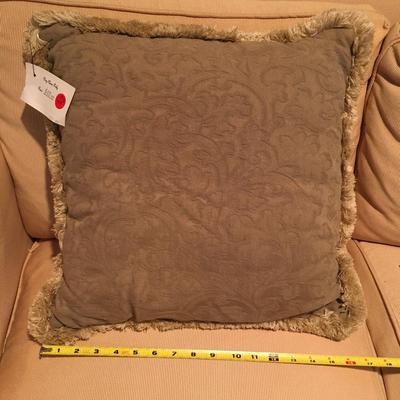 Larger floral pillow iwth fringe