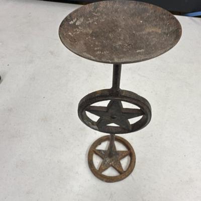 Metal lone star candle holder