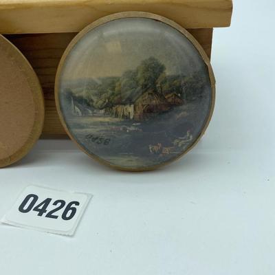 Vtg bubble convex glass 4 1/2â€ round wall hangings