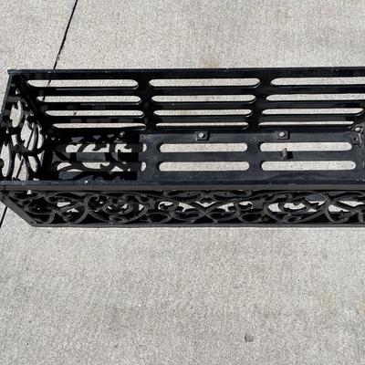 Outdoor Aluminum plant holder